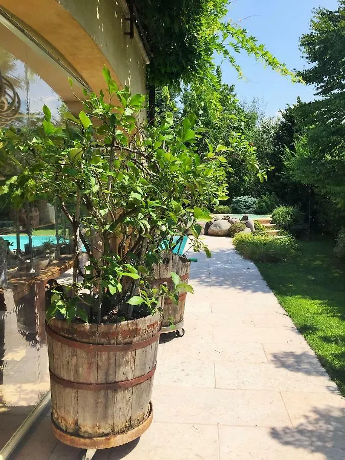 *** Bed & Breakfast La Casa Di Gabri Bed and Breakfast Iseo Italia