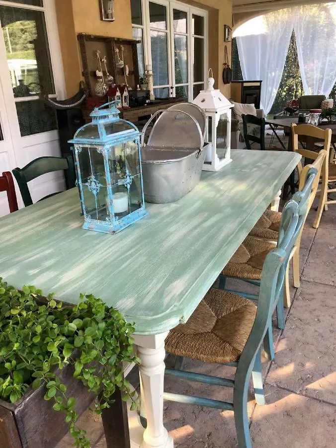 مبيت وإفطار إيزِيو La Casa Di Gabri إيطاليا